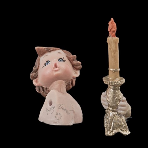 Monaguillo vela 20 cms en resina italiana