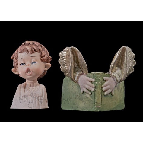 Monaguillo libro 30 cms en resina italiana