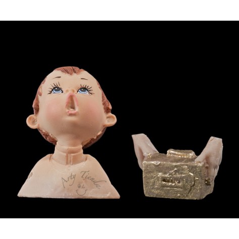 Monaguillo cofre 30 cms en resina italiana