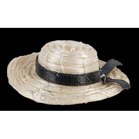Sombrero en mimbre