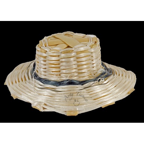 Sombrero en mimbre