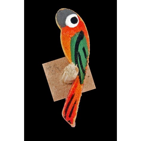 Loro en madera