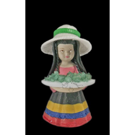 Muñeca Muzo Boyaca en resina y porcelanicrón.
